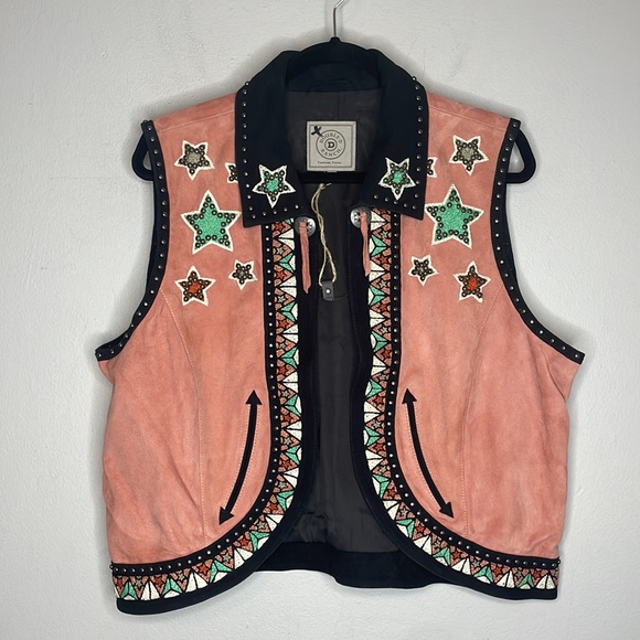 Double D Ranch | Song Of The West Vest - Picture 3 of 10